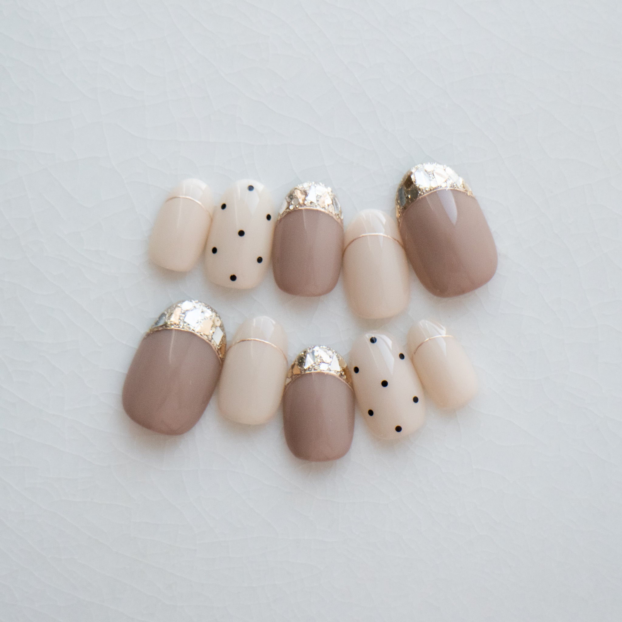 K Classic dot charm