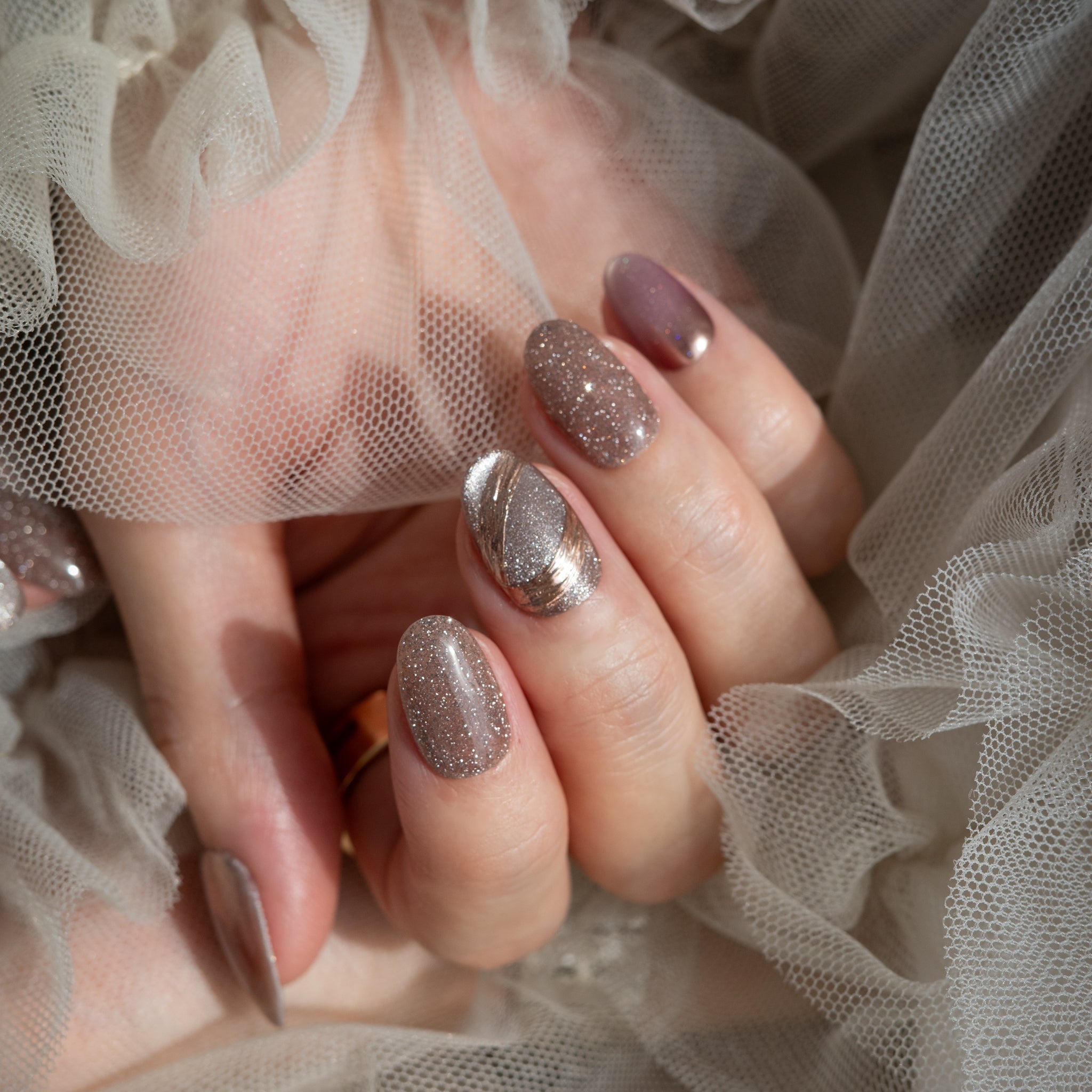 EVERNAIL ネイルチップ K Jewel  サイズＭ オーバル 期間限定】K Mauve Flash Jewel