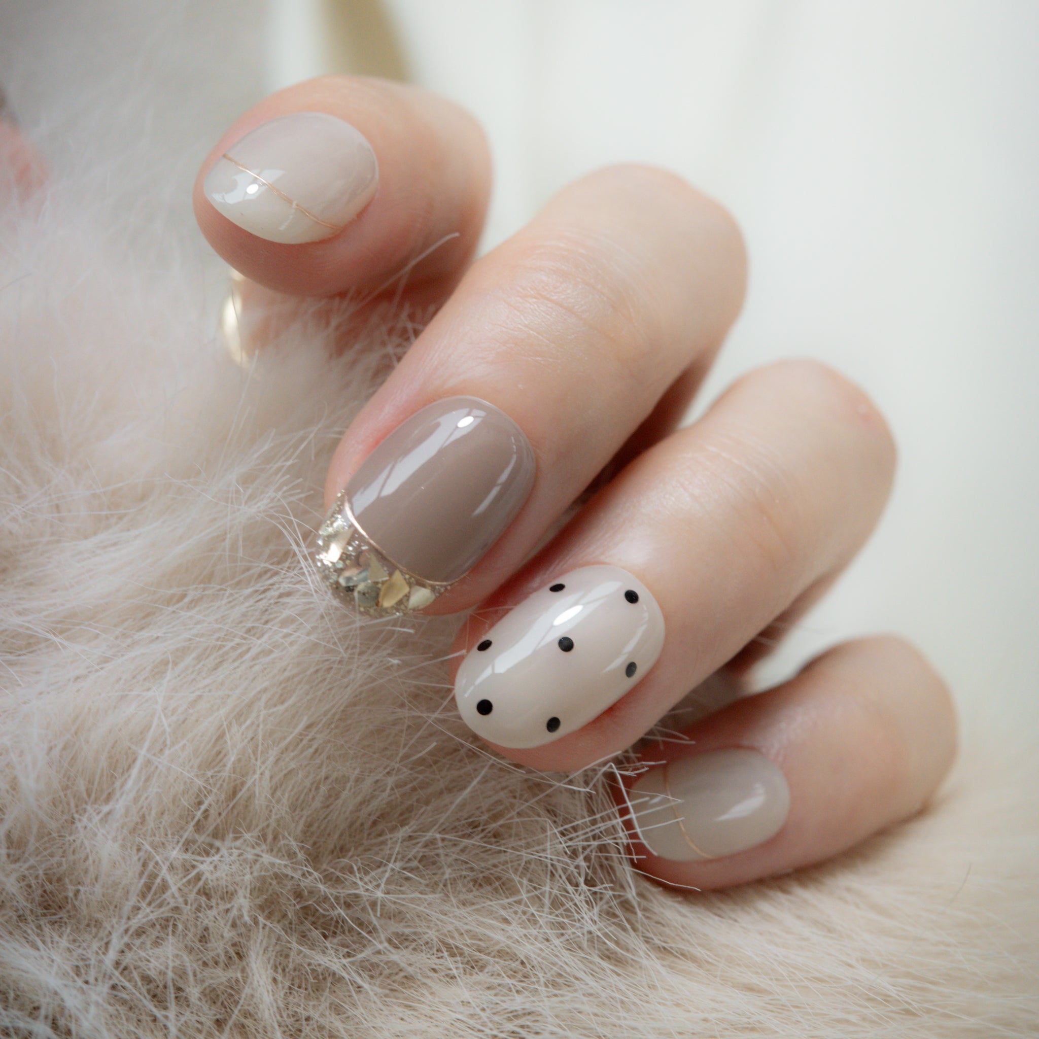 K Classic Dot Charm