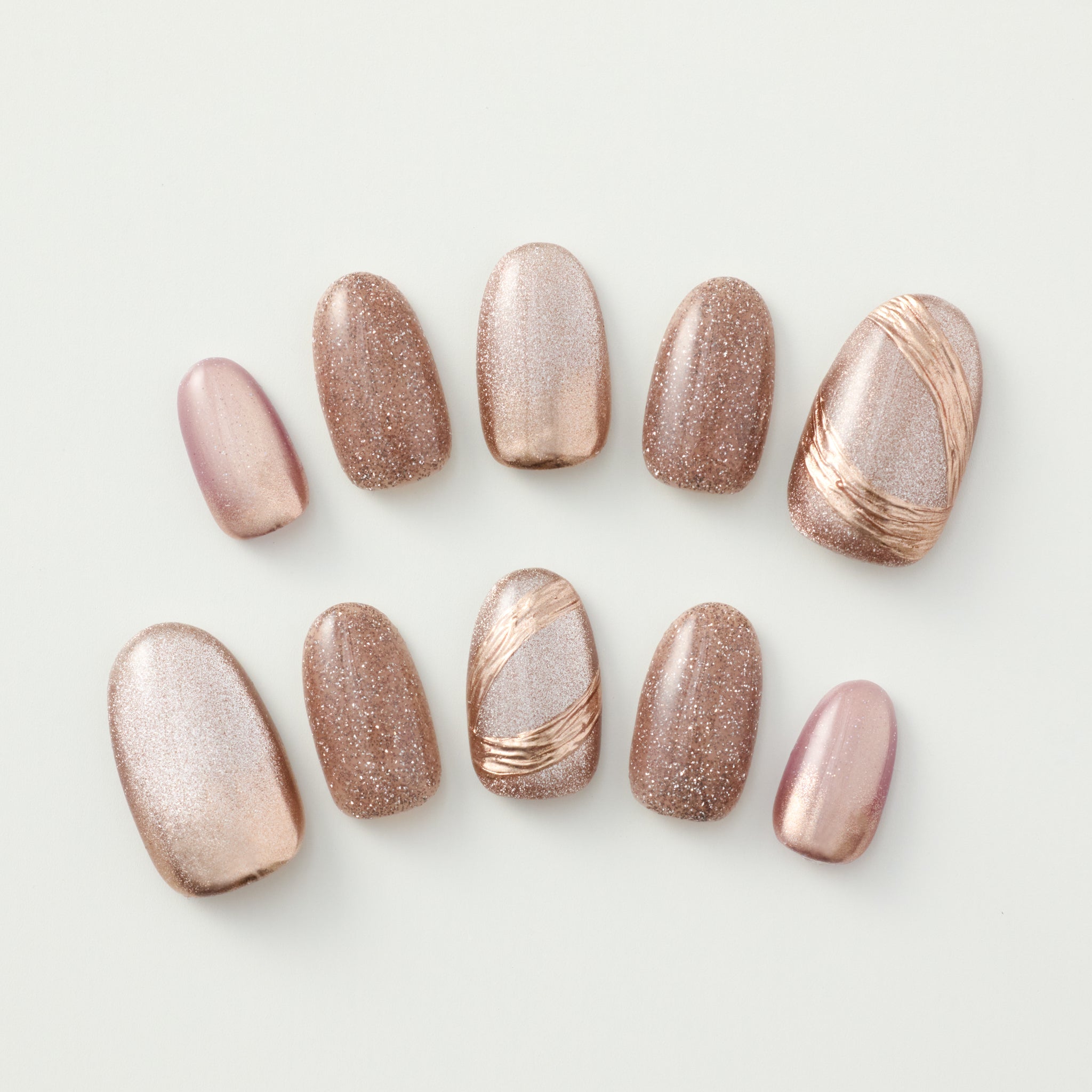 繰り返し使えるネイル EVER NAIL｜エバーネイル